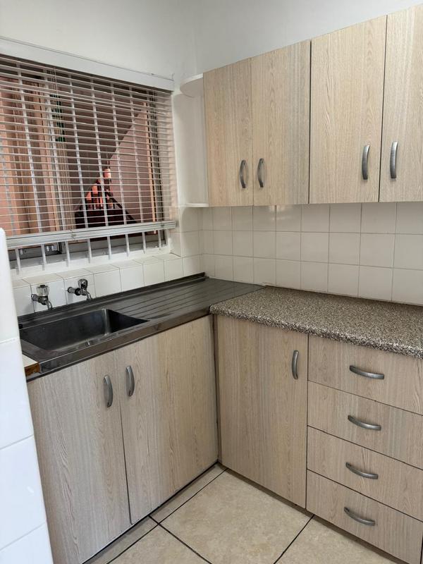 1 Bedroom Property for Sale in Gardens Western Cape